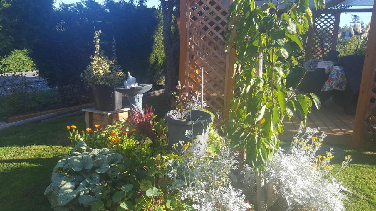 By The Sea Bnb, Sidney Victoria Bc Exterior foto