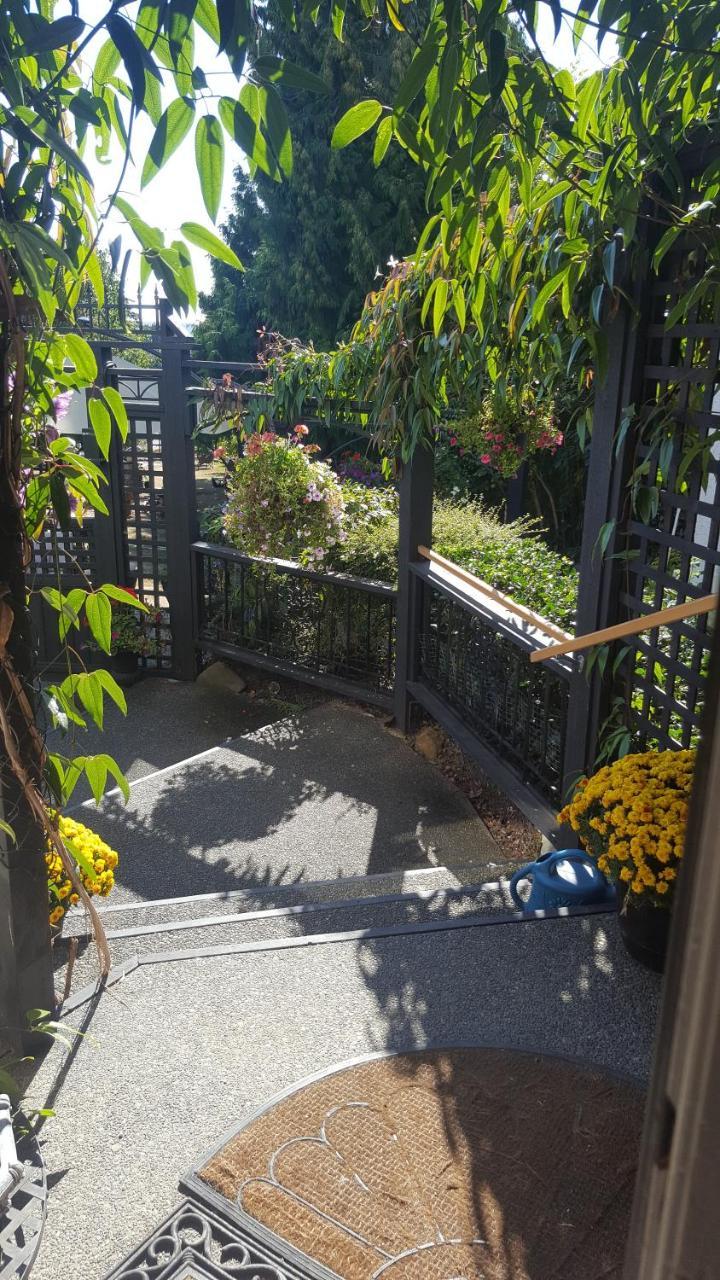 By The Sea Bnb, Sidney Victoria Bc Exterior foto